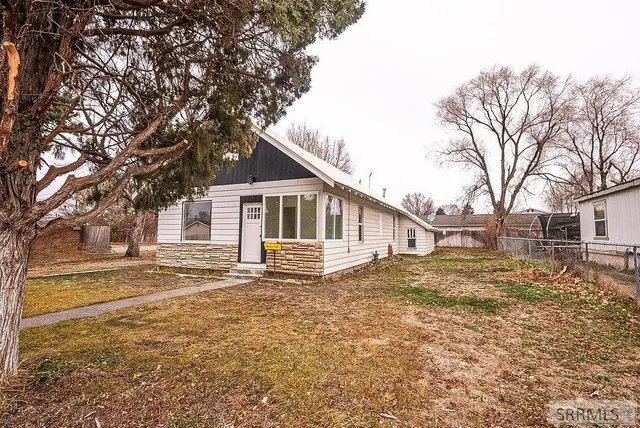 $239,750 | 221 Parsons Street, Blackfoot, ID 83221