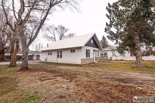 $239,750 | 221 Parsons Street, Blackfoot, ID 83221