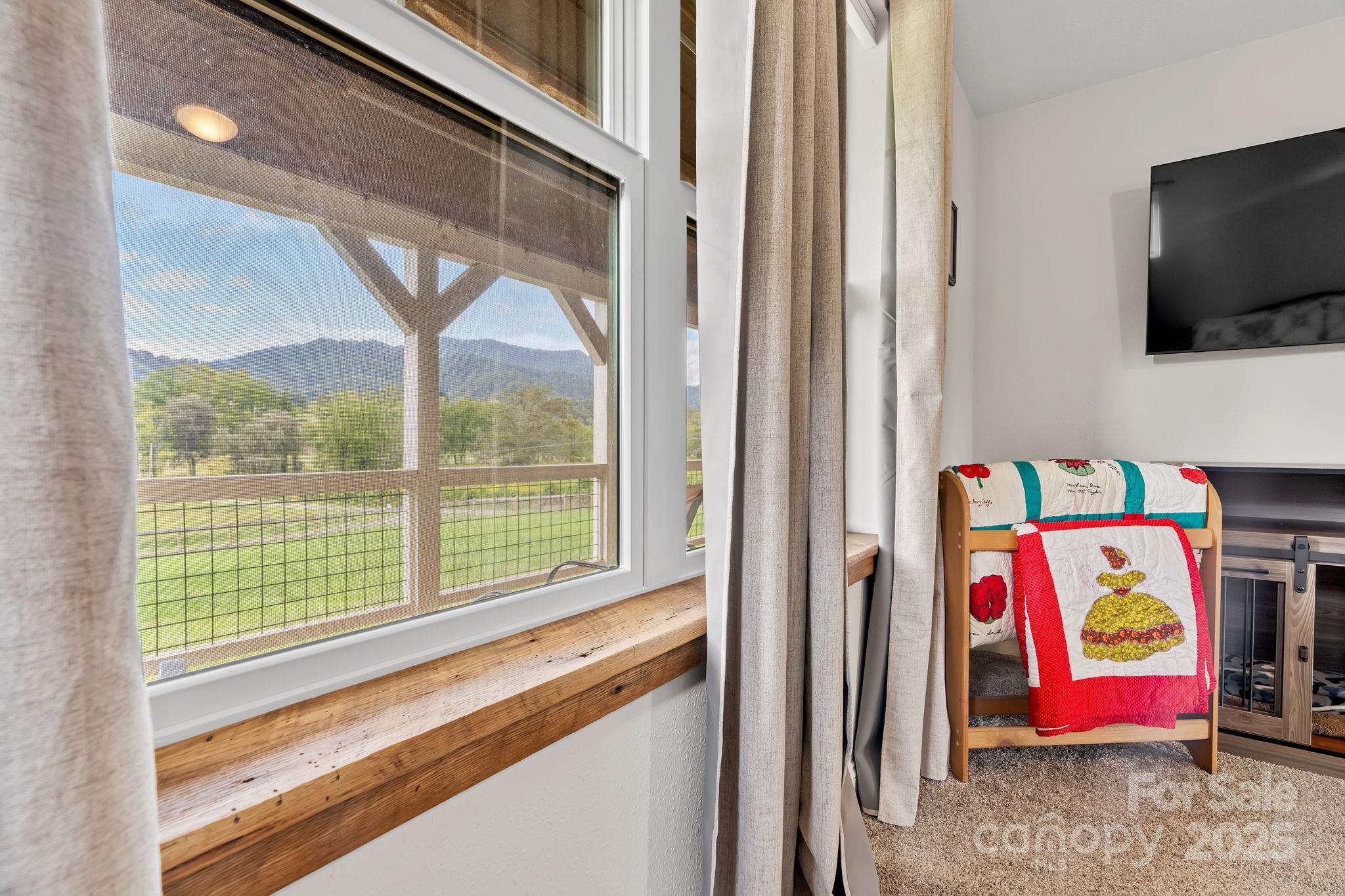 204 Mountain Spring Lane Canton, NC 28716 - Photo 23 of 45 a view of a living room