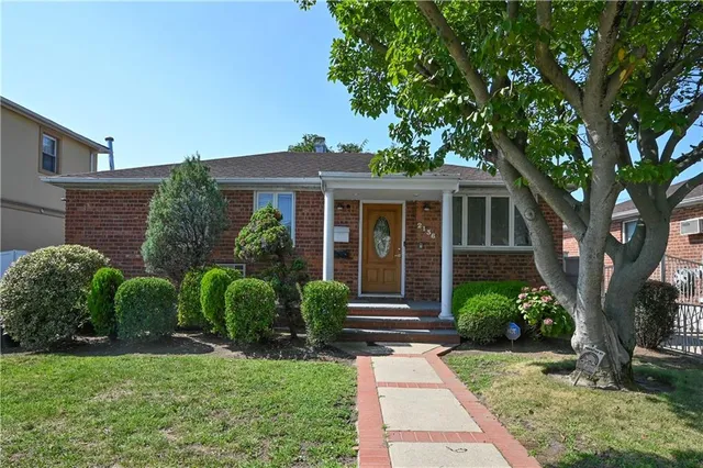 $1,050,000 | 2136 East 63rd Street | Mill Basin