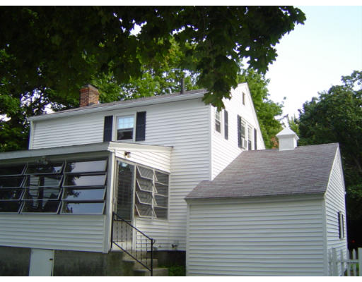 29 Hartford Road Worcester, MA 01606 - Photo 12 of 13 Gallery Image 12