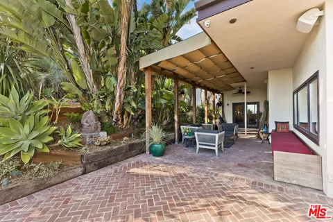 $3,799,000 | 1927 North Normandie Avenue, Los Angeles, CA 90027