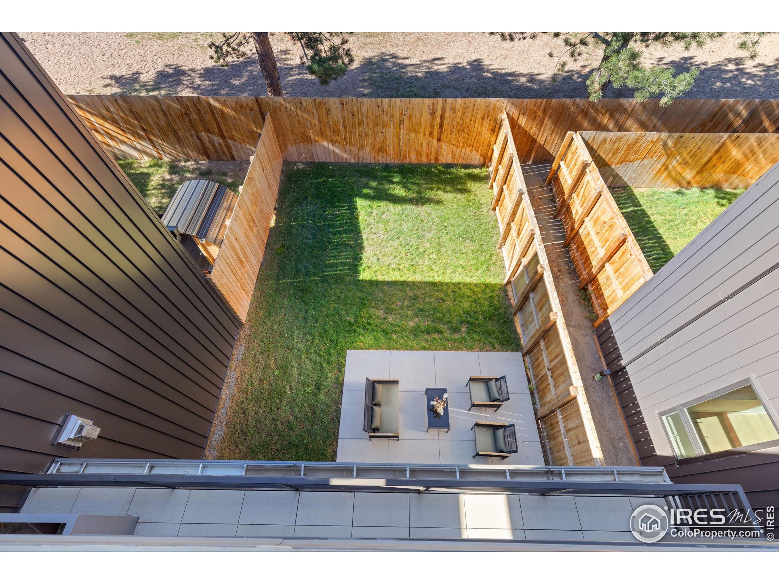 3315 Broadway Boulder, CO 80304 - Photo 33 of 42 a view of balcony with two chairs