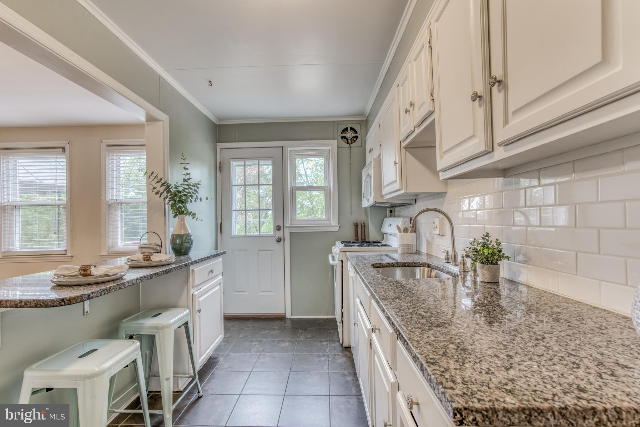 1667 Thetford Road Baltimore, MD 21286 - Photo 12 of 48 Gallery Image 12