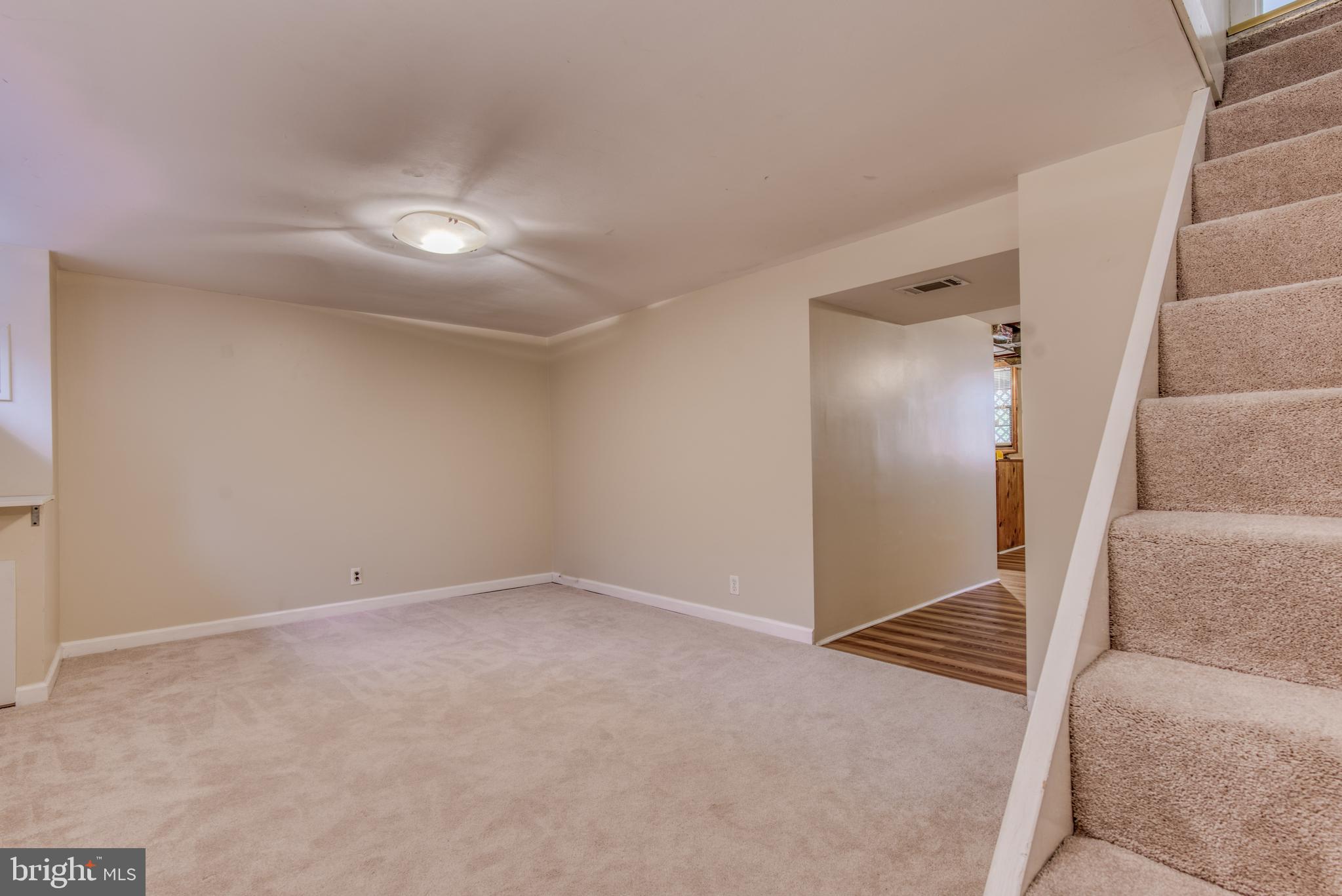 1667 Thetford Road Baltimore, MD 21286 - Photo 24 of 48 Gallery Image 24