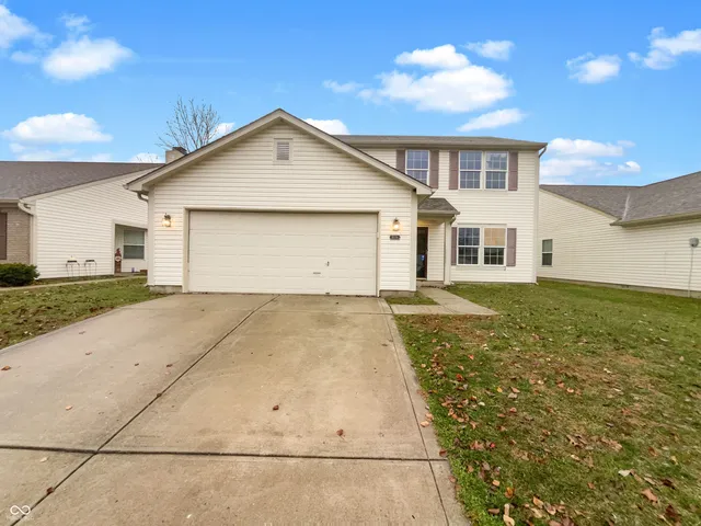 $265,000 | 1076 Halifax Lane, Indianapolis, IN 46231