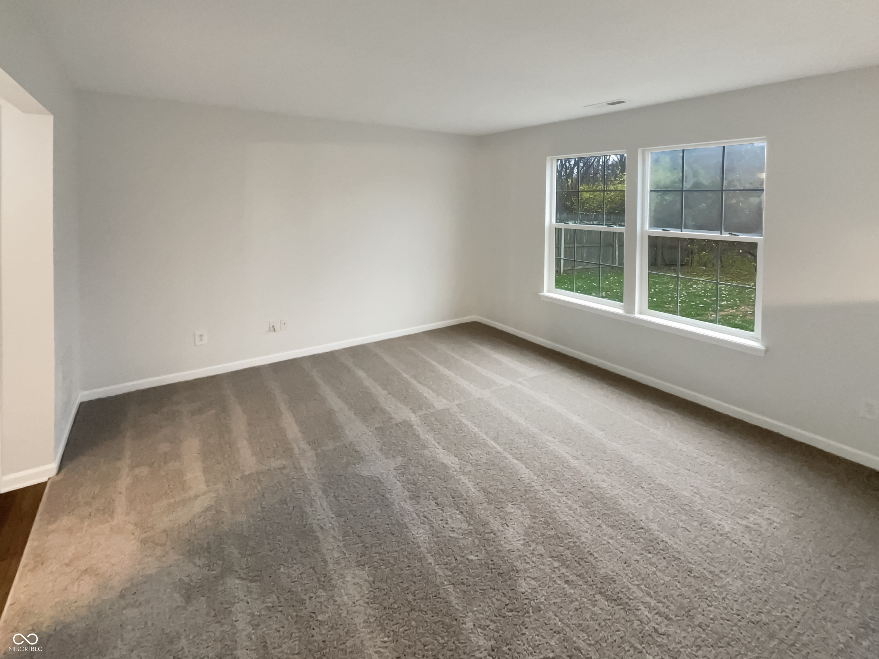 1076 Halifax Lane Indianapolis, IN 46231 - Photo 13 of 24