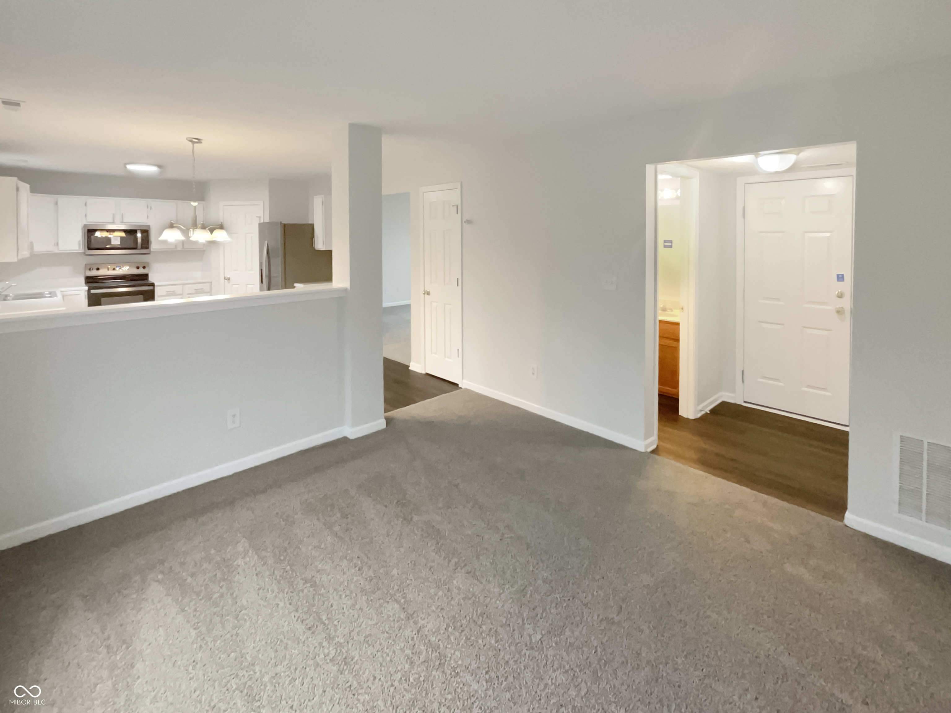 1076 Halifax Lane Indianapolis, IN 46231 - Photo 3 of 24