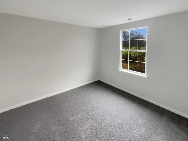 $265,000 | 1076 Halifax Lane, Indianapolis, IN 46231