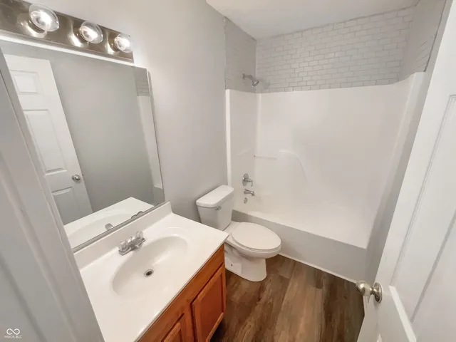 $265,000 | 1076 Halifax Lane, Indianapolis, IN 46231