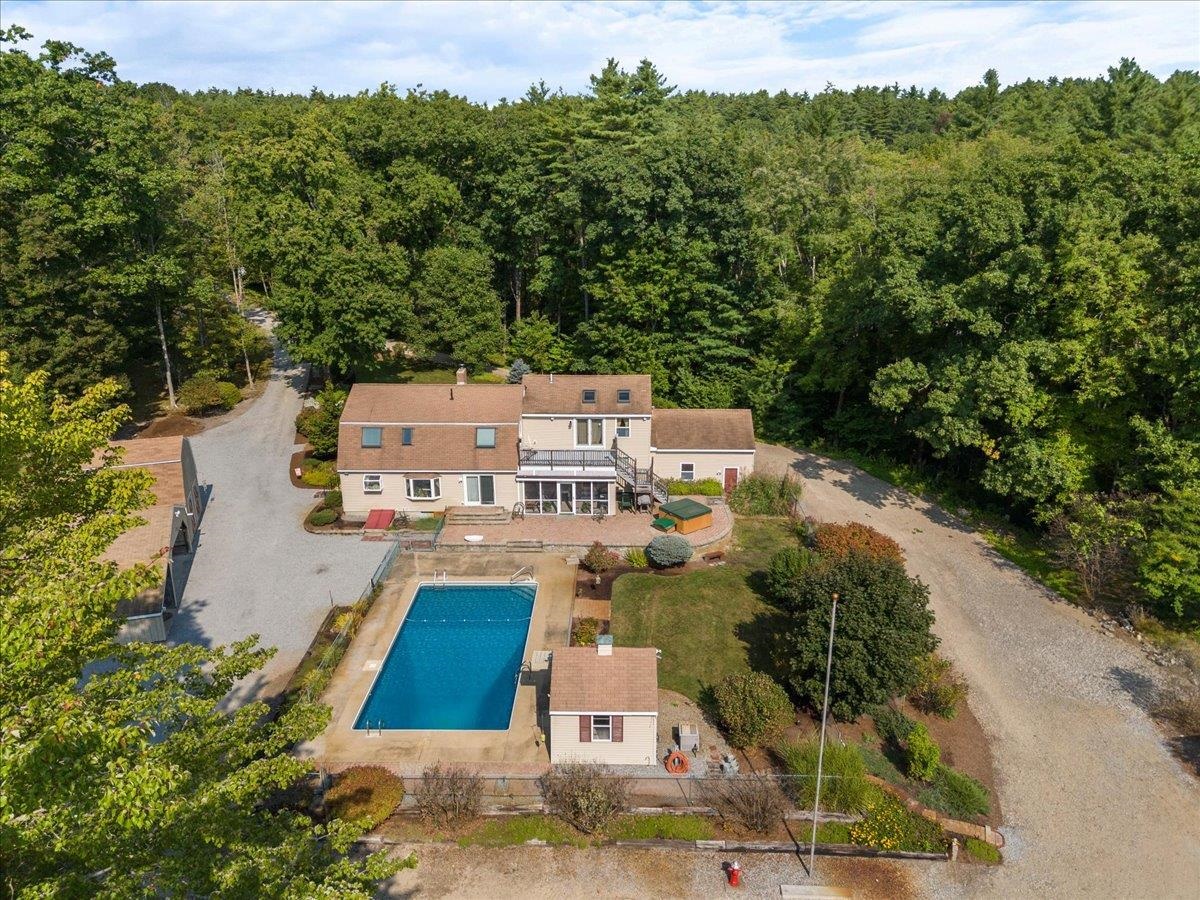 49 Robinson Road Bow, NH 03304 - Photo 18 of 39