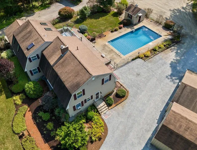 $677,700 | 49 Robinson Road, Bow, NH 03304