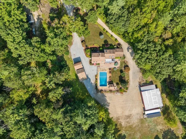 $677,700 | 49 Robinson Road, Bow, NH 03304