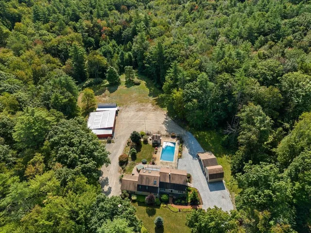 $677,700 | 49 Robinson Road, Bow, NH 03304