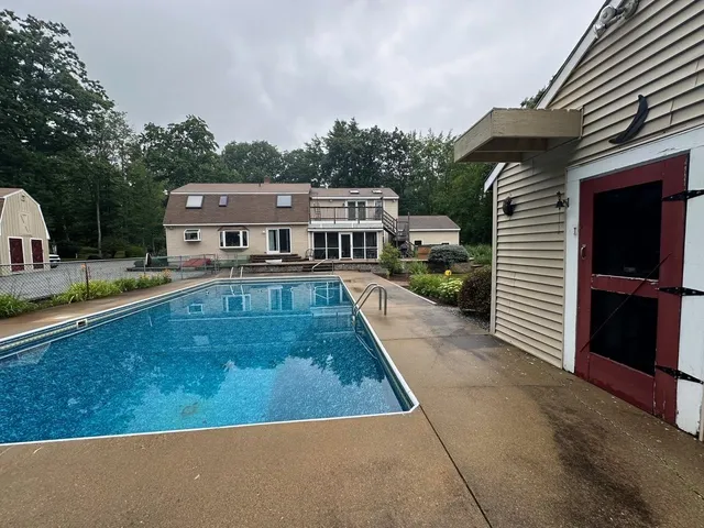 $677,700 | 49 Robinson Road, Bow, NH 03304