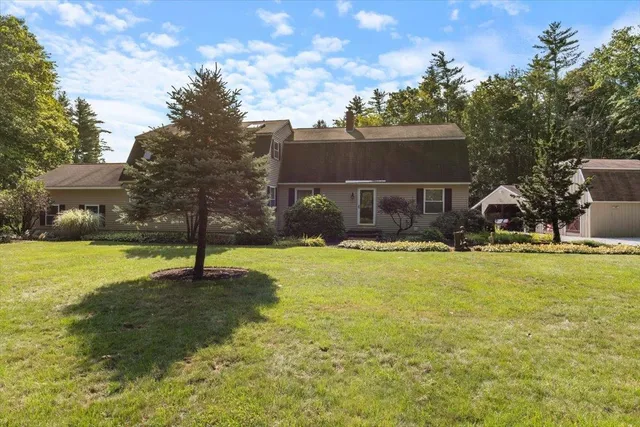 $677,700 | 49 Robinson Road, Bow, NH 03304