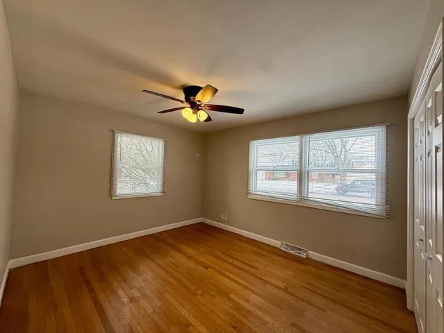 $2,500 | 746 North Glenwood Place, Aurora, IL 60506