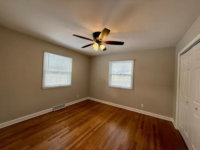 $2,500 | 746 North Glenwood Place, Aurora, IL 60506