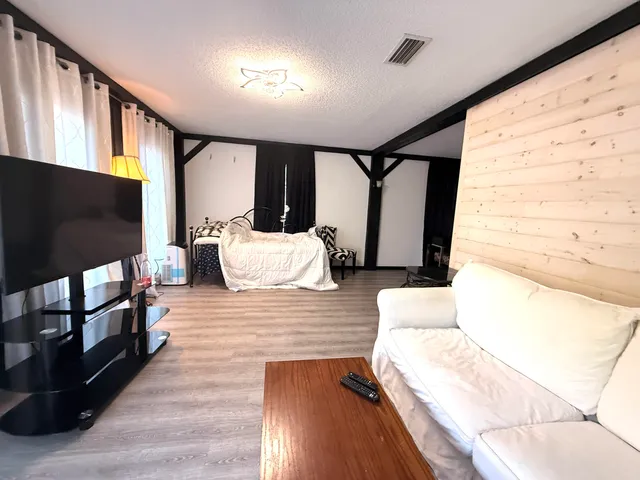 $1,950,000 | 1009 South Indian River Drive, Fort Pierce, FL 34950