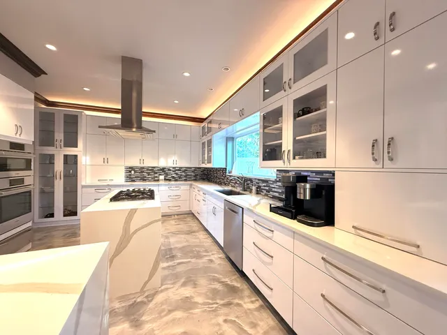 $1,950,000 | 1009 South Indian River Drive, Fort Pierce, FL 34950