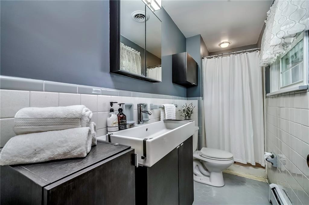 305 Blackstone Road Coraopolis, PA 15108 - Photo 11 of 25 Gallery Image 11