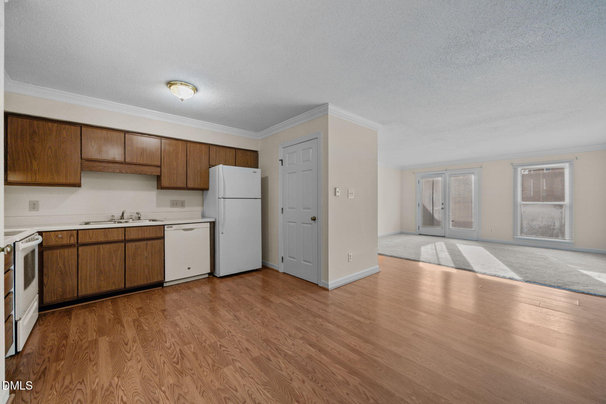 3527 Ivy Commons Drive, Unit 102 Raleigh, NC 27606 - Photo 15 of 33 24-web-or-mls-IMG_1236