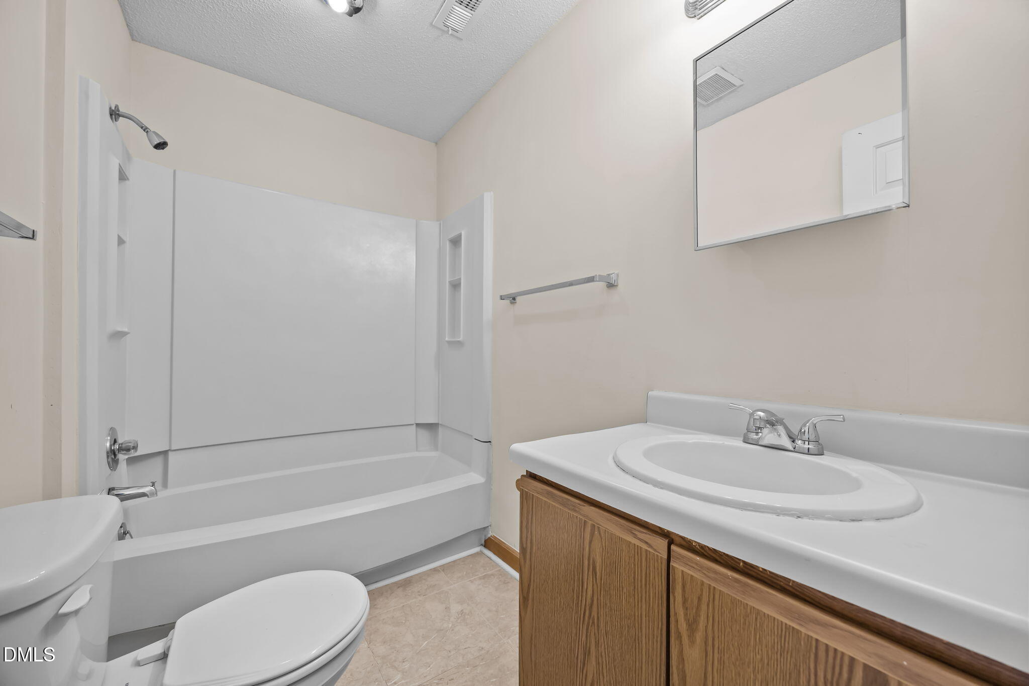 3527 Ivy Commons Drive, Unit 102 Raleigh, NC 27606 - Photo 22 of 33 32-web-or-mls-IMG_1260