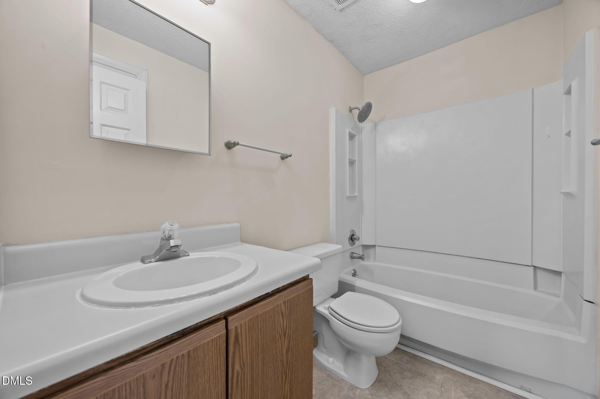 3527 Ivy Commons Drive, Unit 102 Raleigh, NC 27606 - Photo 26 of 33 36-web-or-mls-IMG_1272