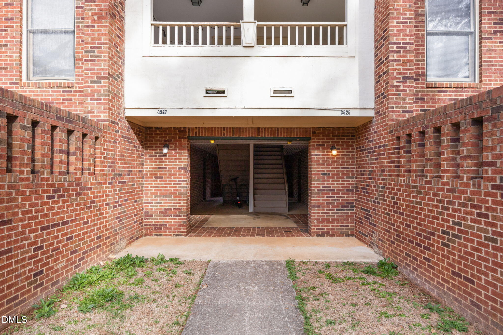 3527 Ivy Commons Drive, Unit 102 Raleigh, NC 27606 - Photo 7 of 33 43-web-or-mls-IMG_1285