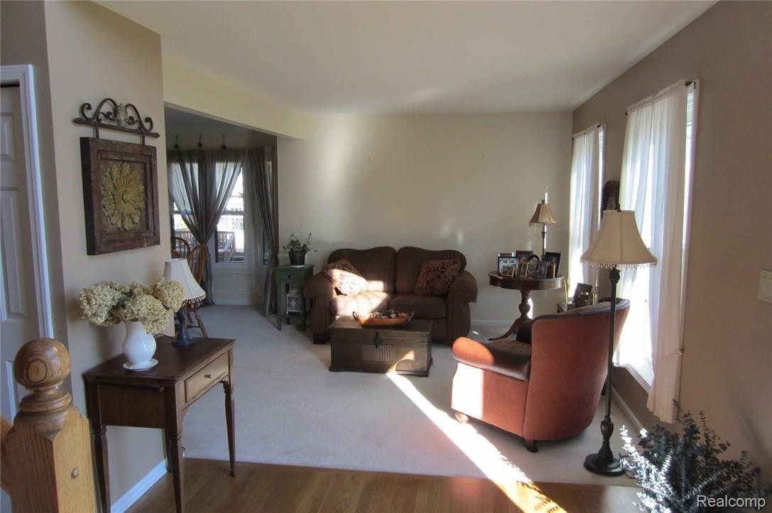 3968 May Center Road Lake Orion, MI 48360 - Photo 7 of 24 Living Room off entry.