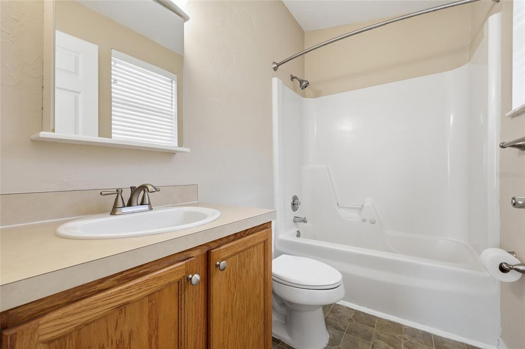 3901 Southwest 20th Avenue, Unit 401 Gainesville, FL 32607 - Photo 11 of 28