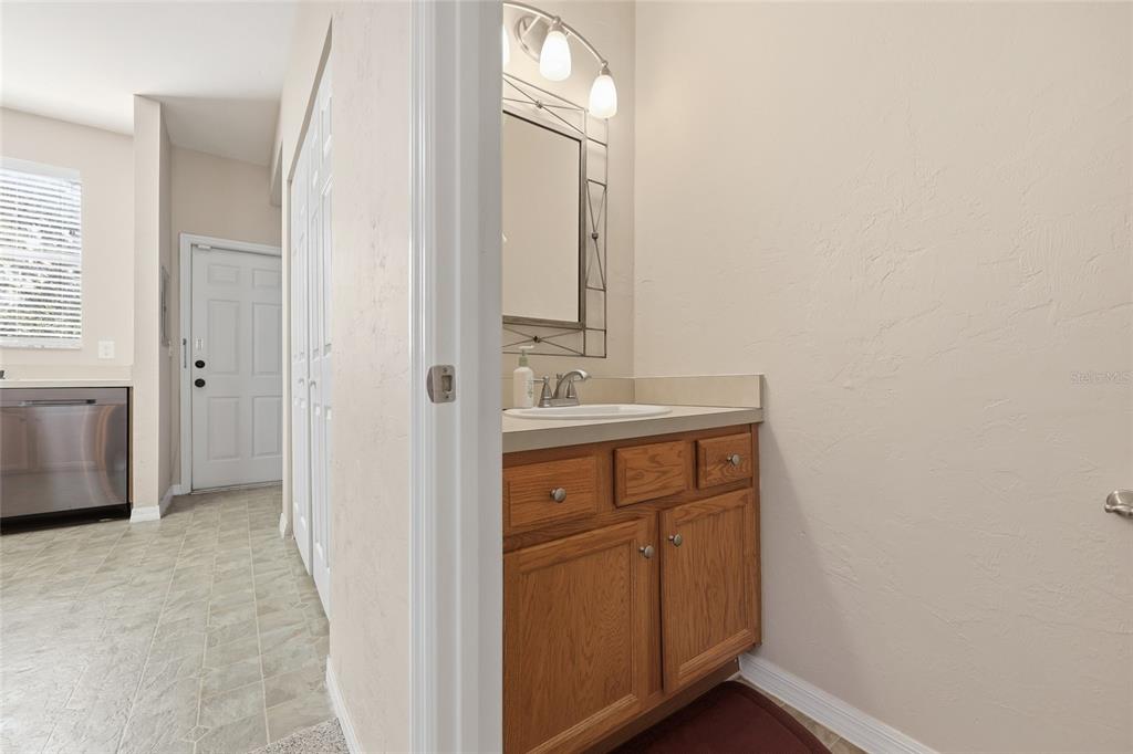 3901 Southwest 20th Avenue, Unit 401 Gainesville, FL 32607 - Photo 17 of 28