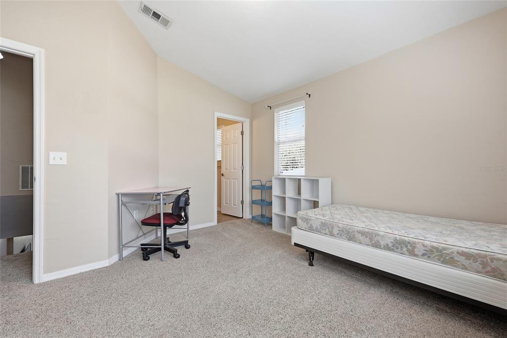 3901 Southwest 20th Avenue, Unit 401 Gainesville, FL 32607 - Photo 10 of 28