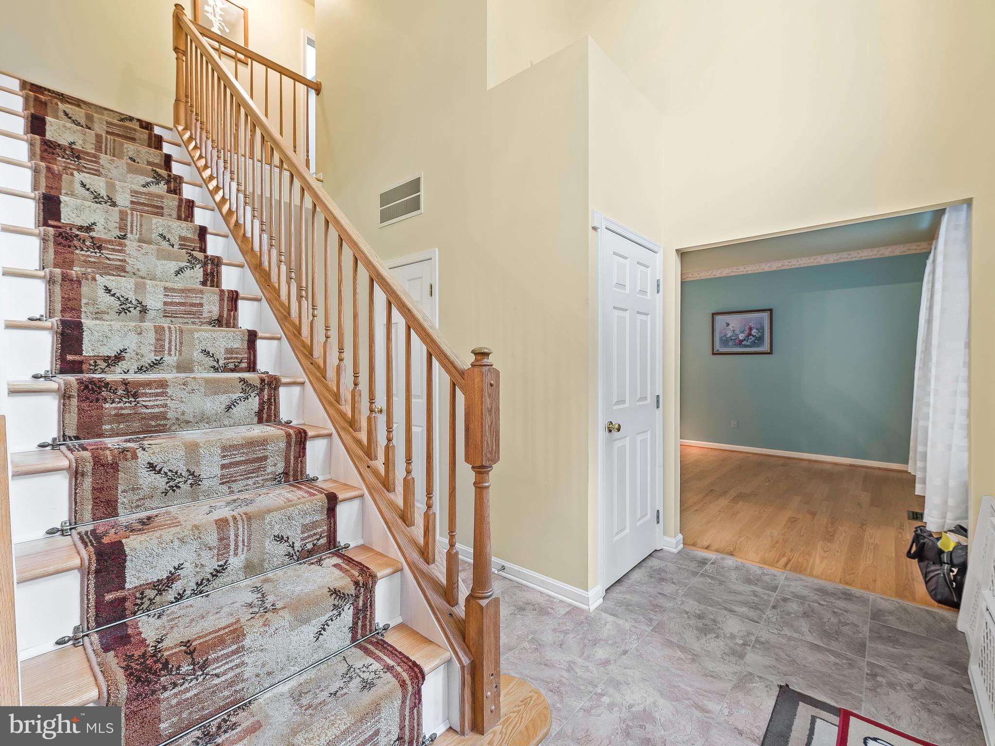 1361 Old Water Oak Point Road Pasadena, MD 21122 - Photo 2 of 41 Open foyer