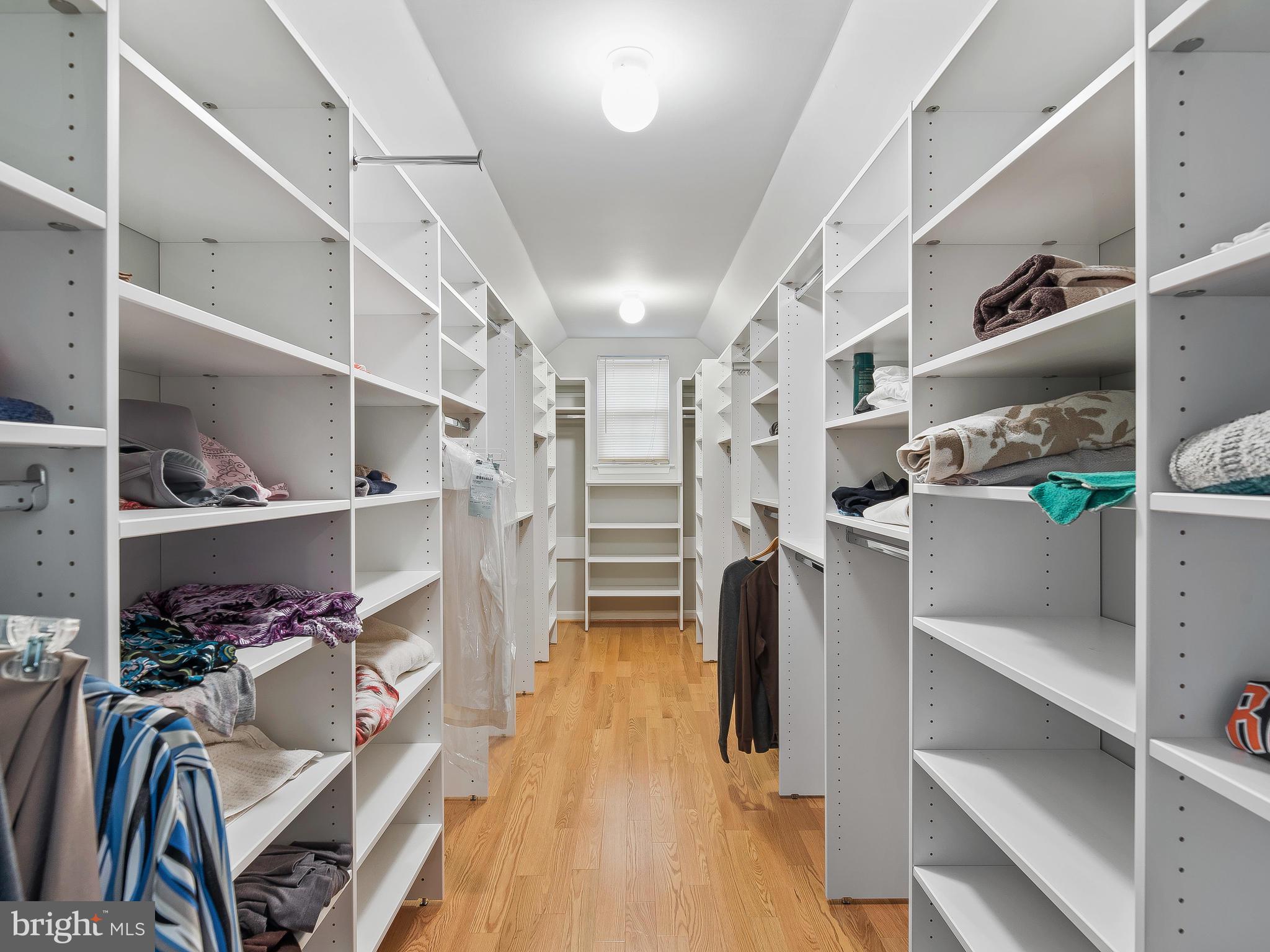 1361 Old Water Oak Point Road Pasadena, MD 21122 - Photo 29 of 41 Master bedroom walk in closet