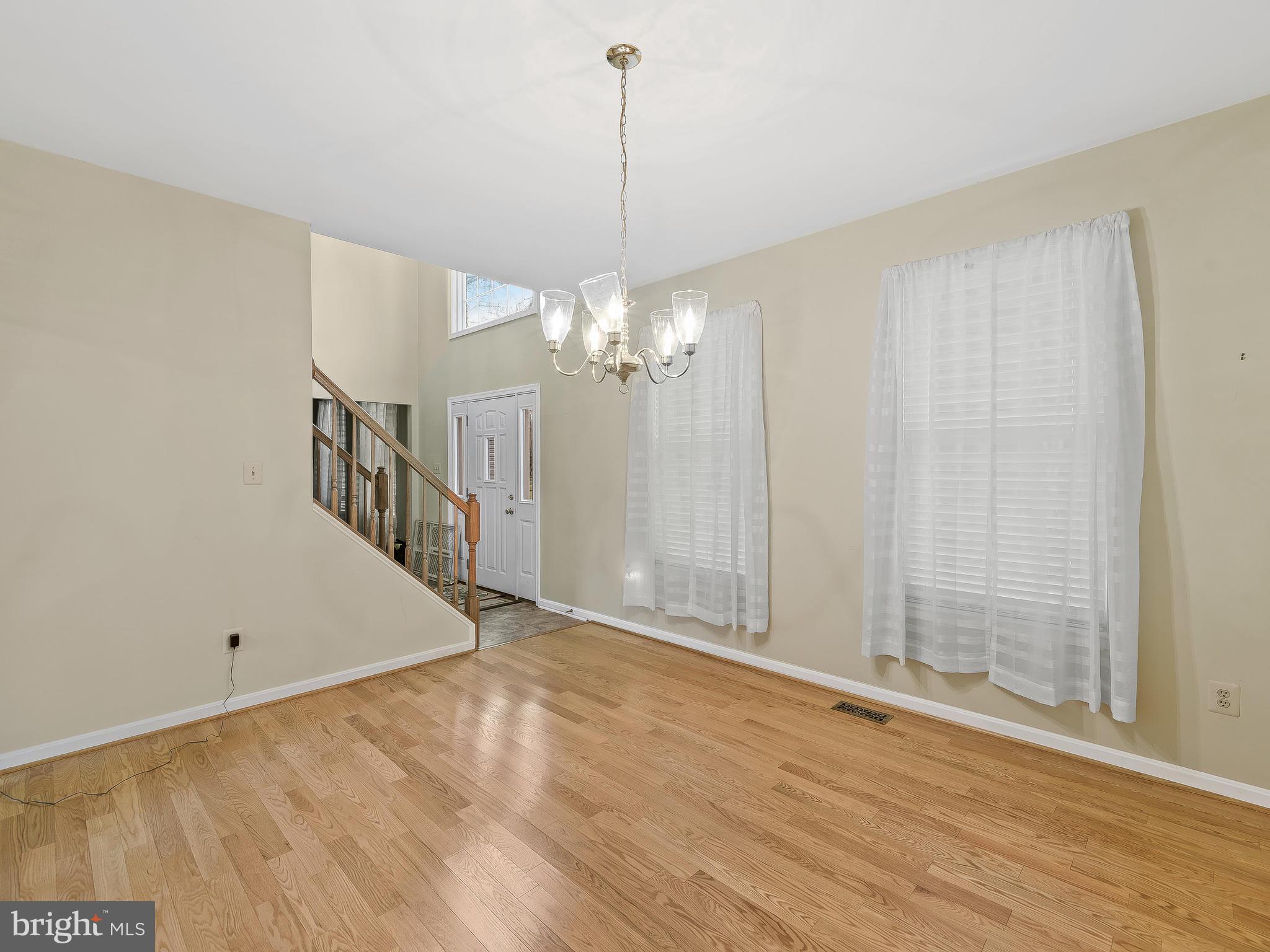 1361 Old Water Oak Point Road Pasadena, MD 21122 - Photo 5 of 41 Dining Room