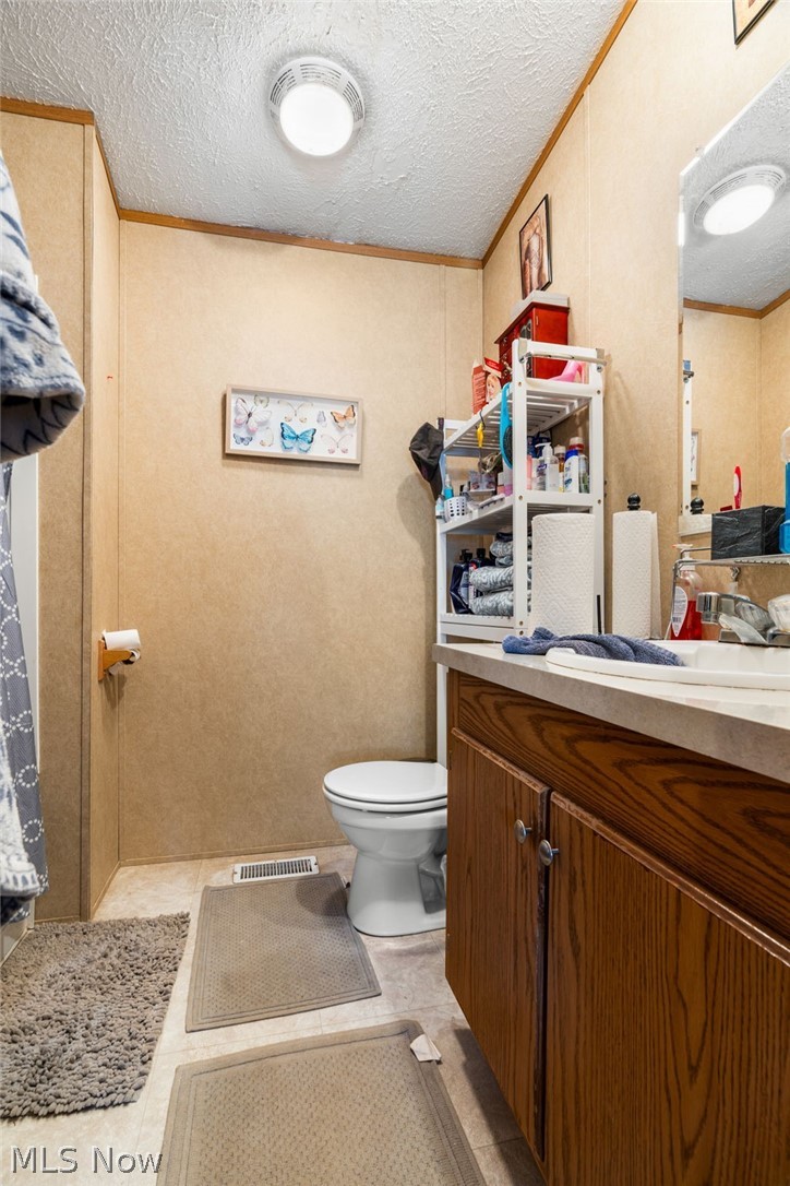 3188 Amsterdam Road Southeast Scio, OH 43988 - Photo 14 of 41 bathroom