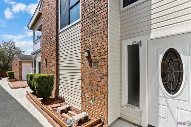 $237,000 | 15581 7 Pines Avenue, Baton Rouge, LA 70817