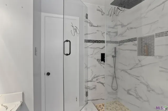 $237,000 | 15581 7 Pines Avenue, Baton Rouge, LA 70817