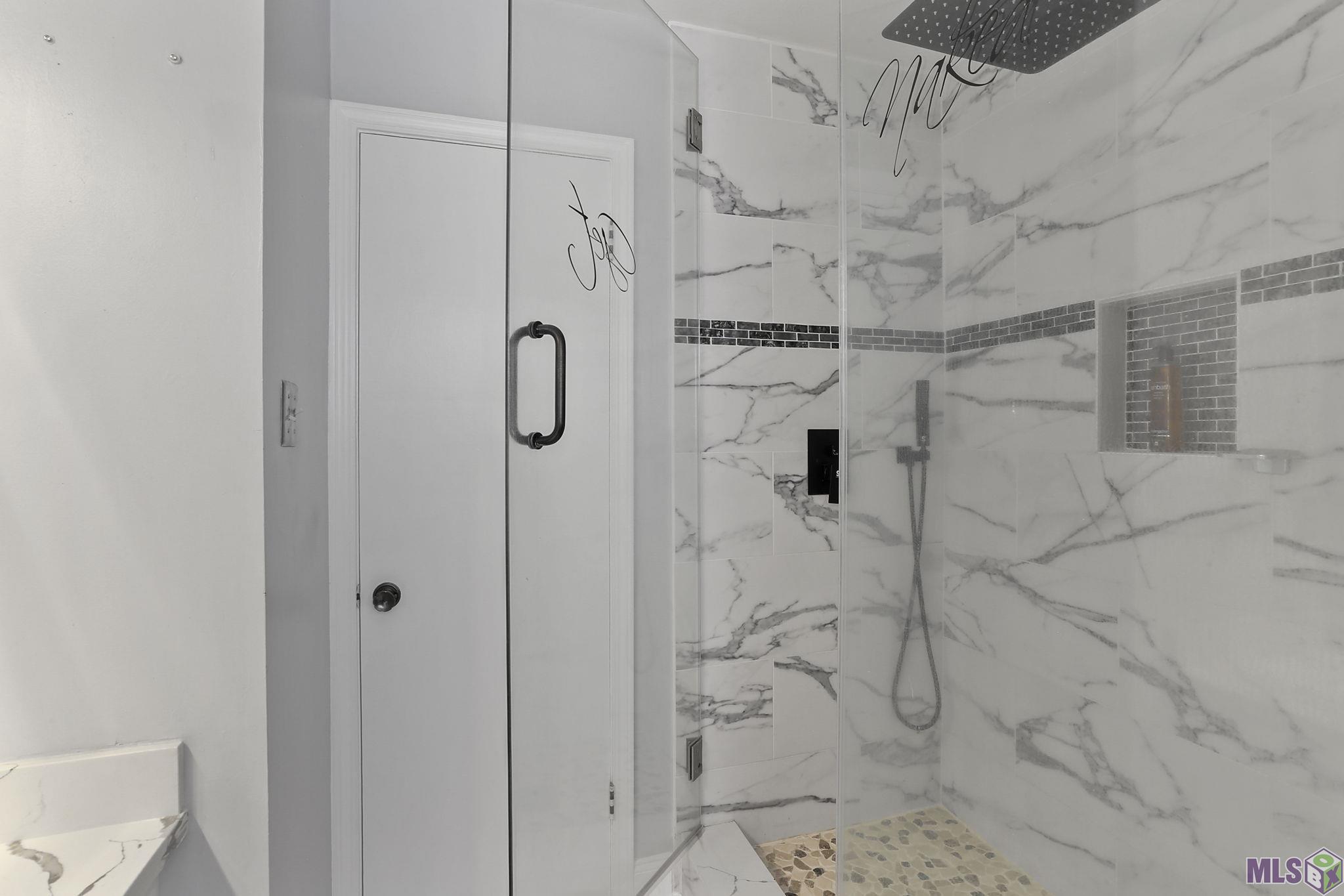 15581 7 Pines Avenue Baton Rouge, LA 70817 - Photo 12 of 19