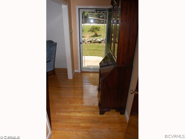 10252 Greglynn Road Richmond, VA 23236 - Photo 5 of 12 Foyer