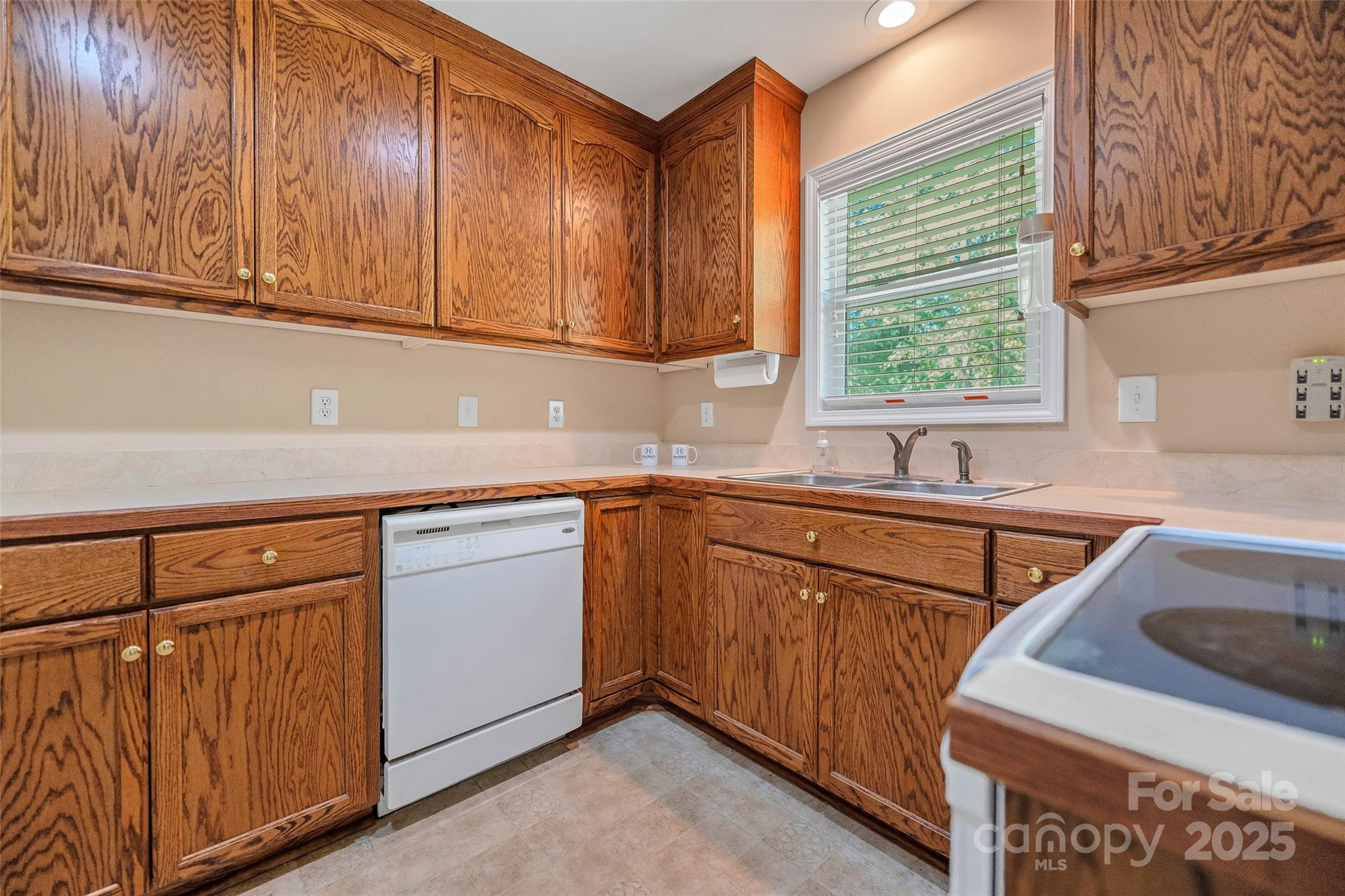 425 Huffstetler Road Gastonia, NC 28056 - Photo 13 of 34 Gallery Image 13