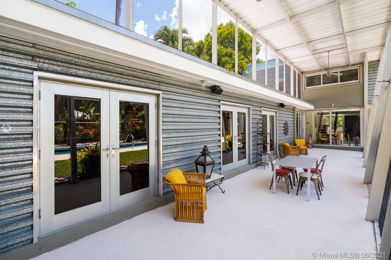 3620 Solana Road Miami, FL 33133 - Photo 22 of 26