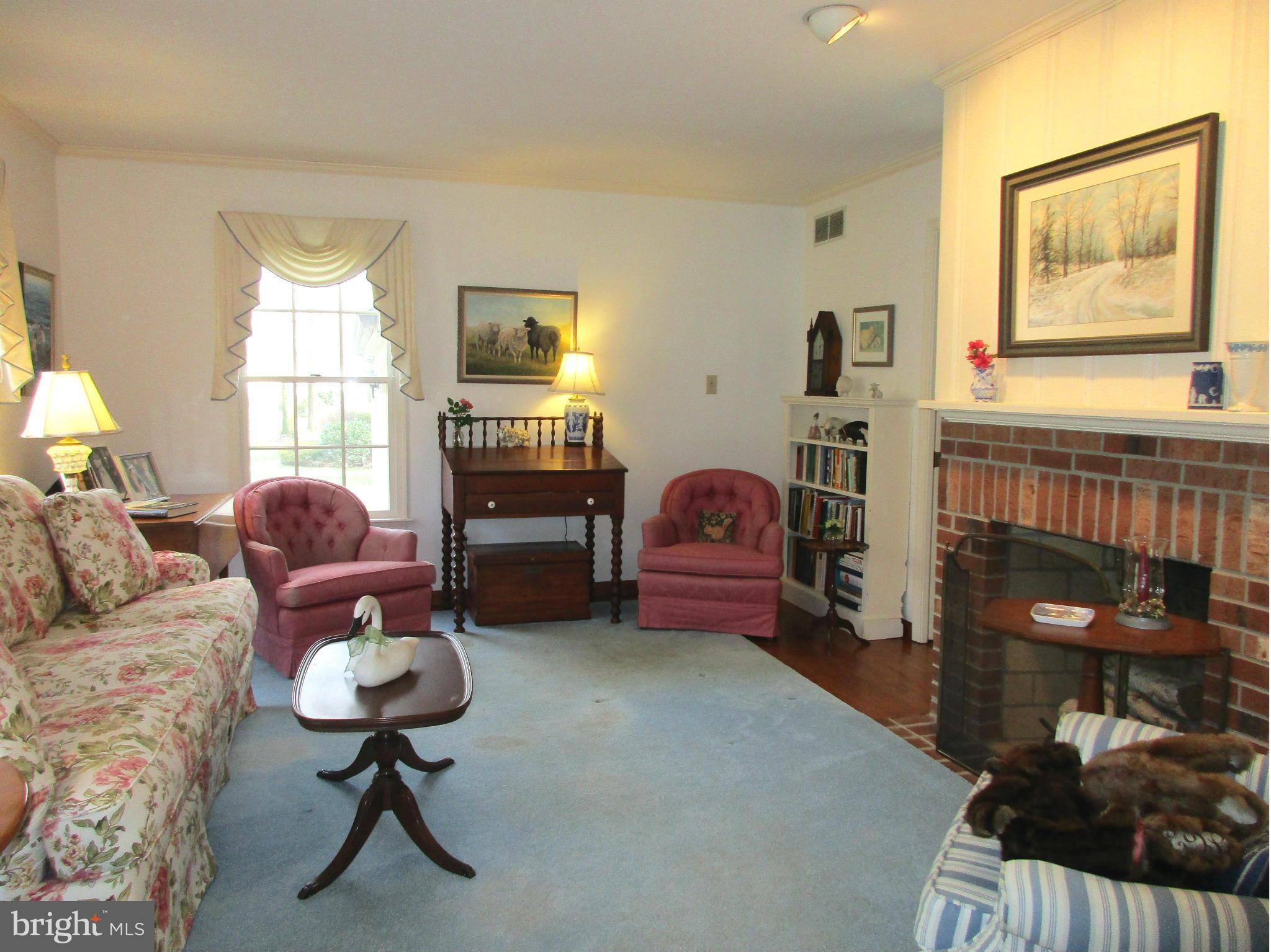 204 Birch Run Road Chestertown, MD 21620 - Photo 4 of 29 Living Room