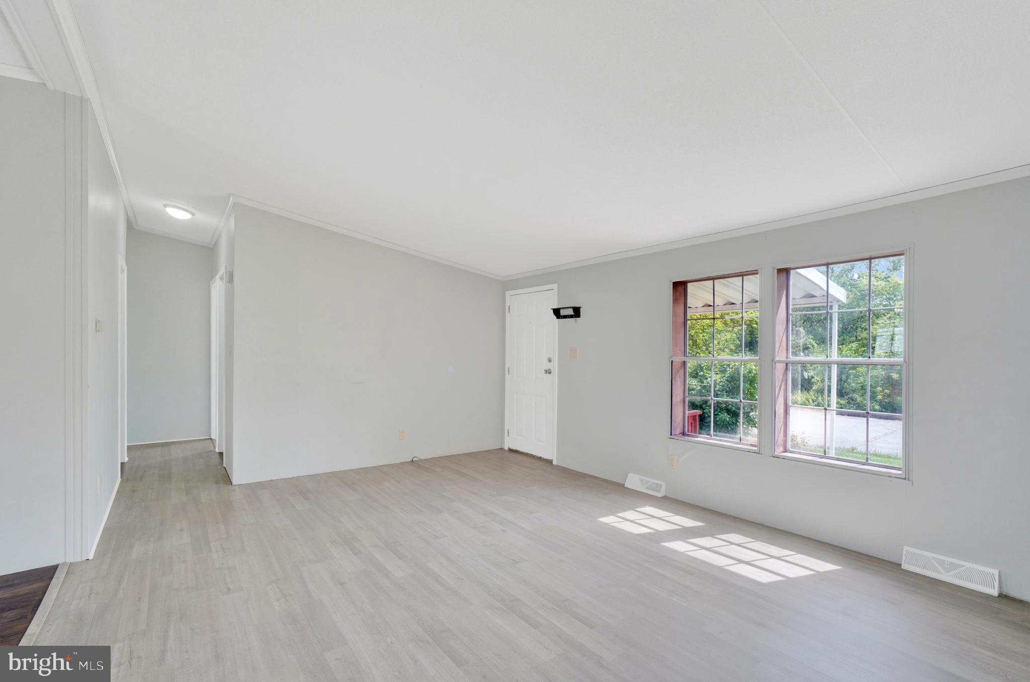 701 Cassel Road Manchester, PA 17345 - Photo 4 of 17 Gallery Image 4