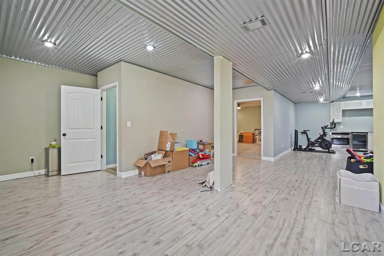 6484 Burton Road Adrian, MI 49221 - Photo 34 of 54