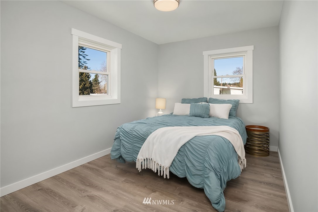2517 Northeast 6th Place Renton, WA 98056 - Photo 19 of 26 Gallery Image 19