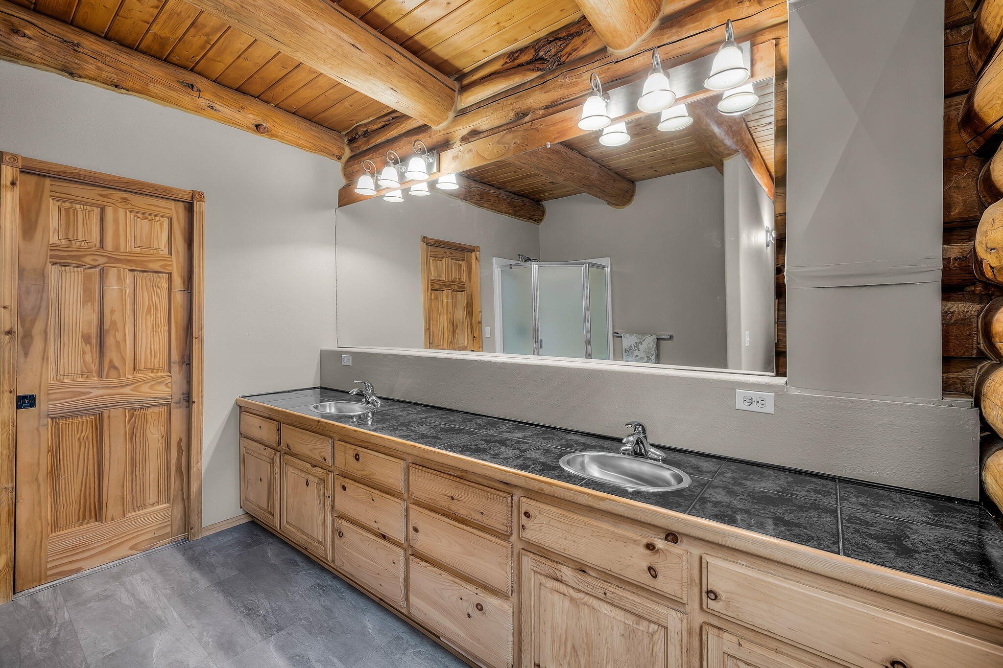 7423 Southwest Sand Ridge Road Terrebonne, OR 97760 - Photo 15 of 39
