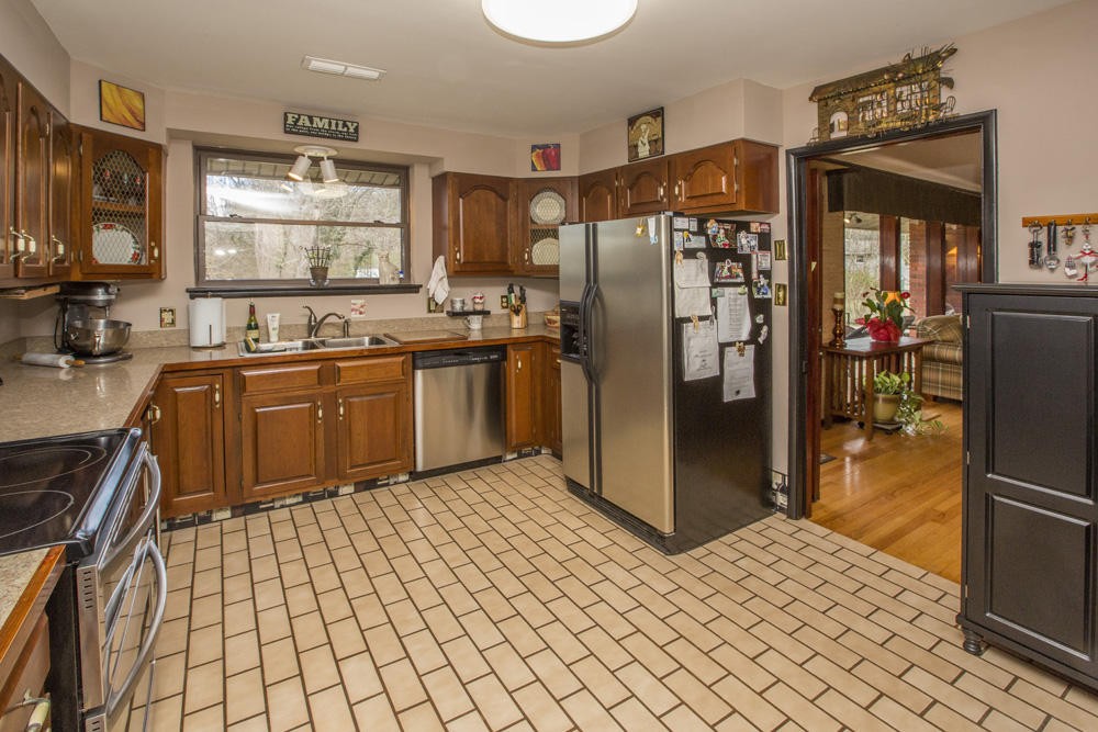 710 Wesley Road Northwest Knoxville, TN 37909 - Photo 16 of 33 Gallery Image 16