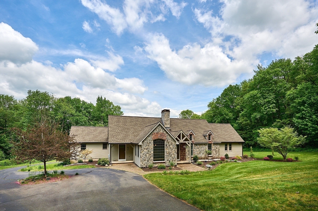 100 Chmura Road Hadley, MA 01035 - Photo 4 of 41 Gallery Image 4